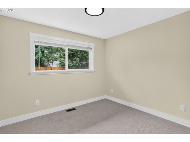 13670 Sw 21ST St, Beaverton, OR 97008