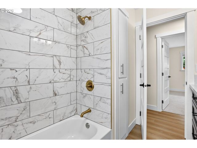 13670 Sw 21ST St, Beaverton, OR 97008