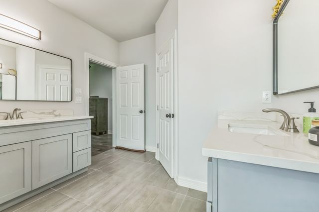 424 N Mcgraw Street, Forney, TX 75126