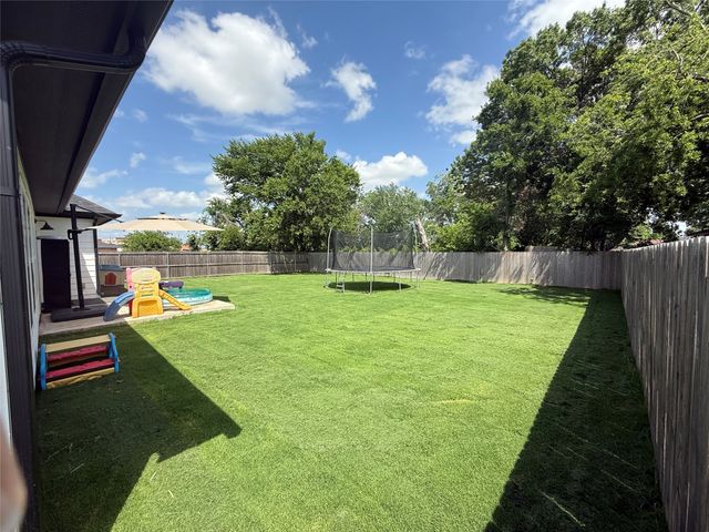 424 N Mcgraw Street, Forney, TX 75126