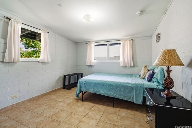 45-3 Kaneohe Bay Drive, Kaneohe, HI 96744