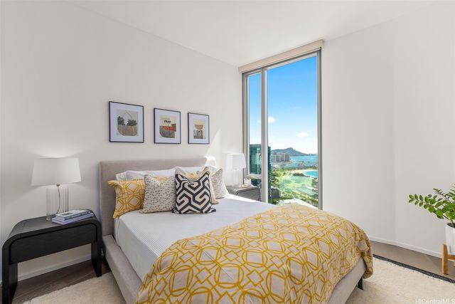 1000 Auahi Street PH 4002, Honolulu, HI 96814