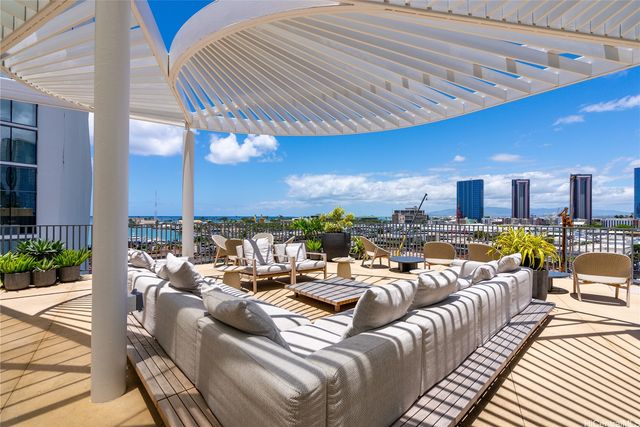 1000 Auahi Street PH 4002, Honolulu, HI 96814