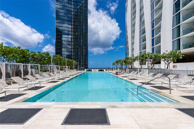 1000 Auahi Street PH 4002, Honolulu, HI 96814