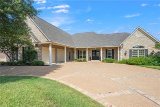 5111 Sycamore Hills Drive, College Station, TX 77845