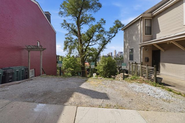 525 Boal Street, Cincinnati, OH 45202