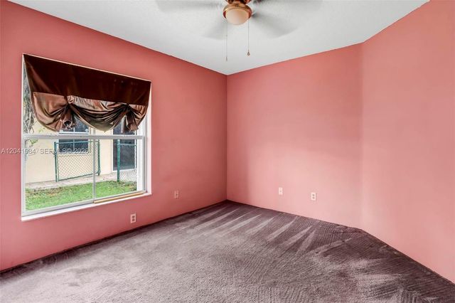 220 NW 207th Way, Pembroke Pines, FL 33029