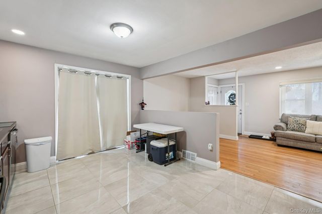 19 Tanneyanns Lane, West Haverstraw, NY 10993