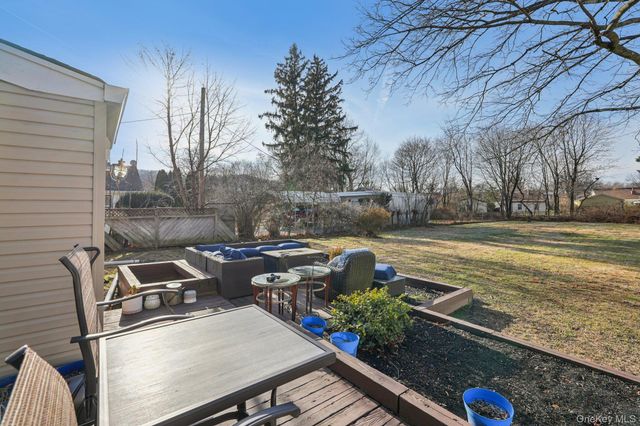 19 Tanneyanns Lane, West Haverstraw, NY 10993