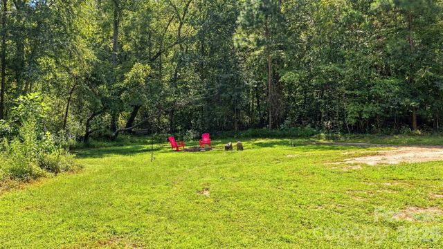 4782 29th Street Drive NE, Hickory, NC 28601