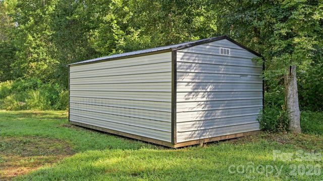 4782 29th Street Drive NE, Hickory, NC 28601