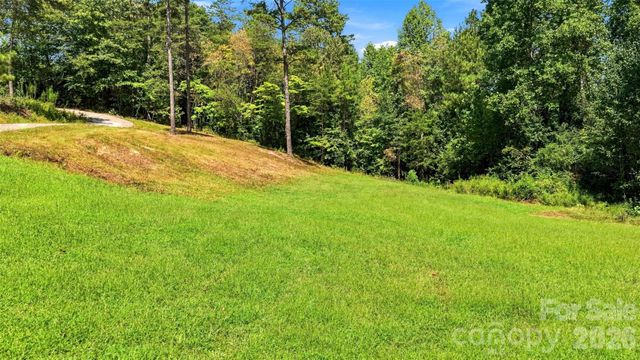 4782 29th Street Drive NE, Hickory, NC 28601