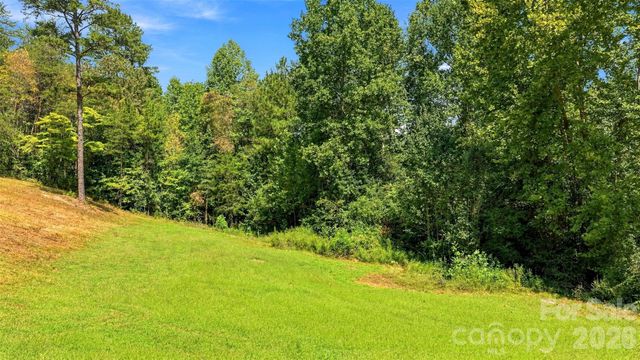 4782 29th Street Drive NE, Hickory, NC 28601