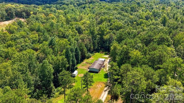 4782 29th Street Drive NE, Hickory, NC 28601