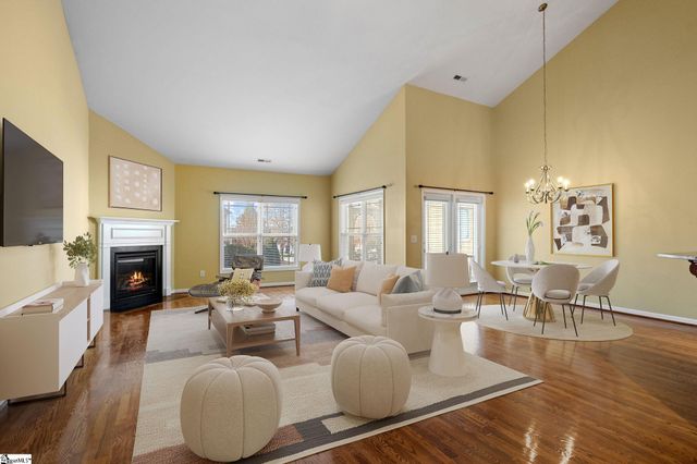 27 Pine Island Drive, Simpsonville, SC 29681