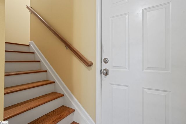 27 Pine Island Drive, Simpsonville, SC 29681