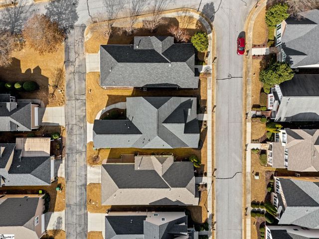 27 Pine Island Drive, Simpsonville, SC 29681