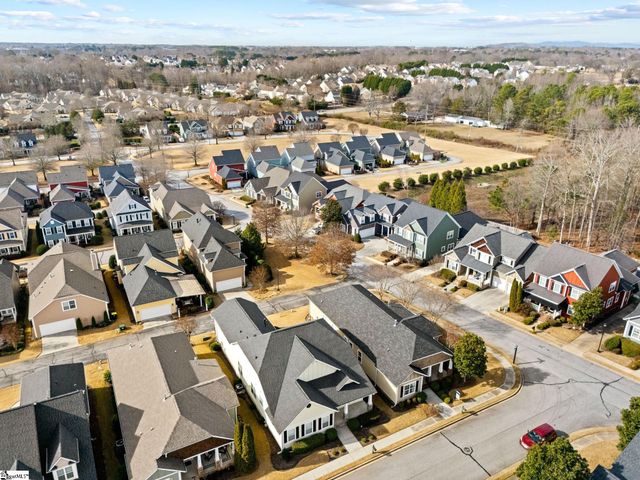 27 Pine Island Drive, Simpsonville, SC 29681