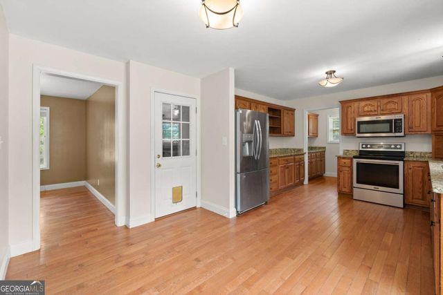 577 Everett Springs Road SW, Calhoun, GA 30701