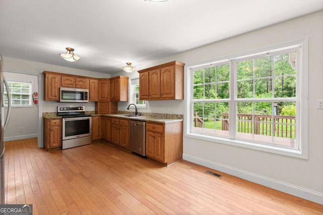 577 Everett Springs Road SW, Calhoun, GA 30701