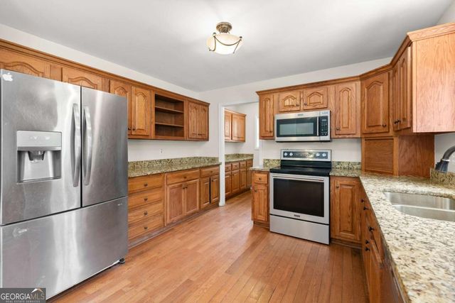 577 Everett Springs Road SW, Calhoun, GA 30701