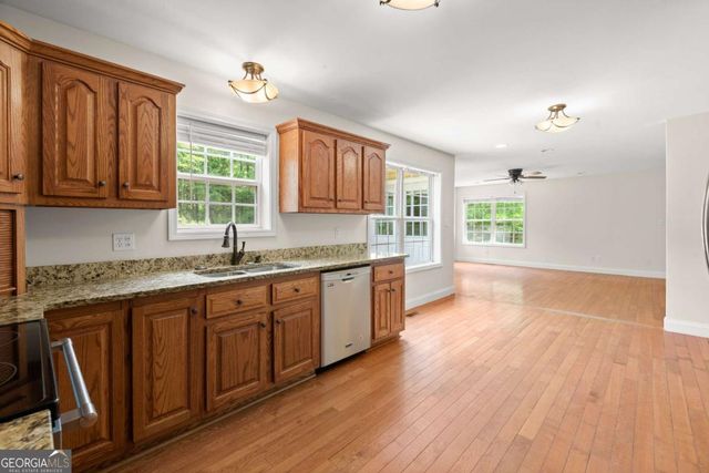577 Everett Springs Road SW, Calhoun, GA 30701