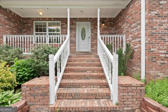 577 Everett Springs Road SW, Calhoun, GA 30701