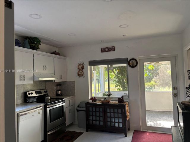 4609 Bayberry Ln, Tamarac, FL 33319