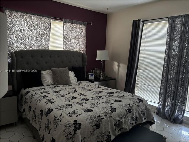 4609 Bayberry Ln, Tamarac, FL 33319