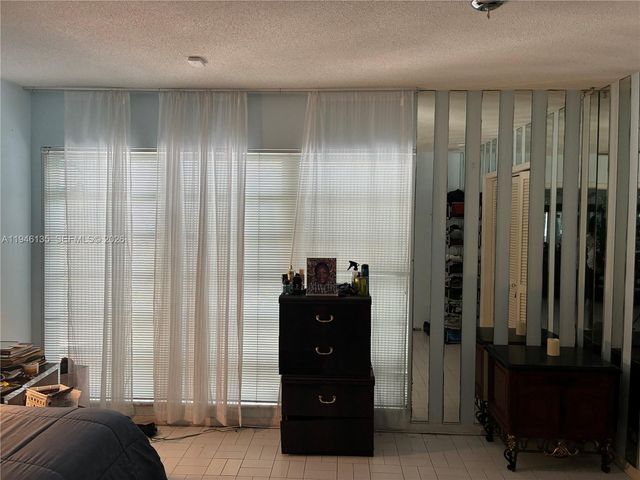 4609 Bayberry Ln, Tamarac, FL 33319