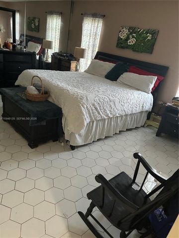 4609 Bayberry Ln, Tamarac, FL 33319