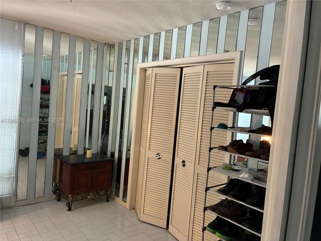 4609 Bayberry Ln, Tamarac, FL 33319