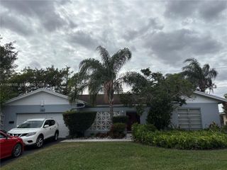 4609 Bayberry Ln, Tamarac, FL 33319