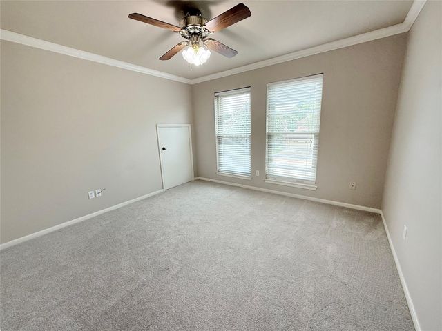 205 Peppermint Drive, Lake Jackson, TX 77566
