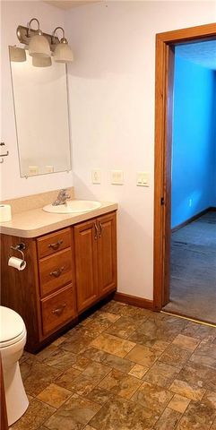 7764 2nd Street, Higginsville, MO 64037