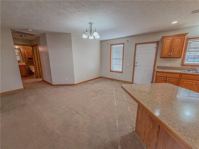 7764 2nd Street, Higginsville, MO 64037