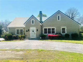 10 Mock Street, Thomasville, NC 27360