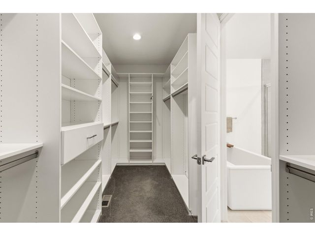 6121 Chester St, Denver, CO 80238