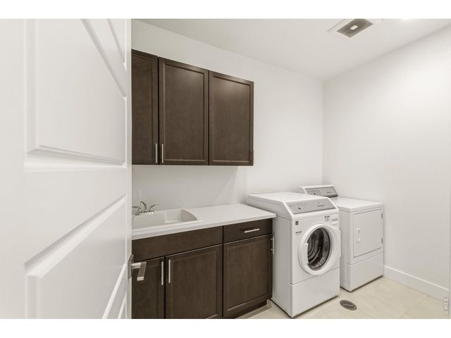 6121 Chester St, Denver, CO 80238