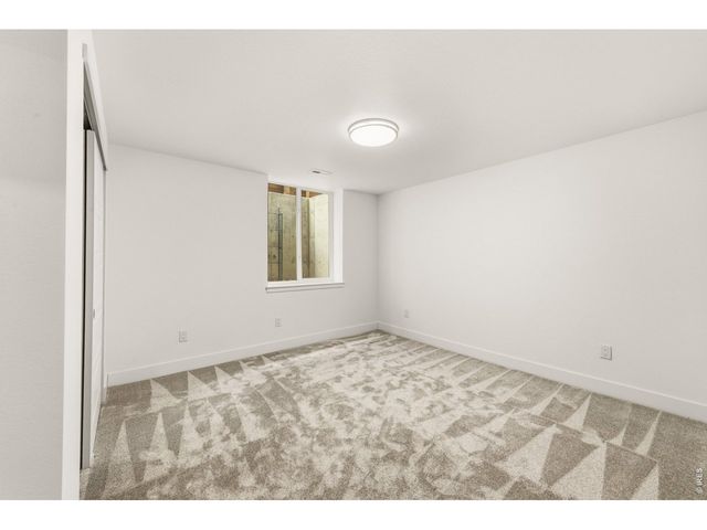 6121 Chester St, Denver, CO 80238