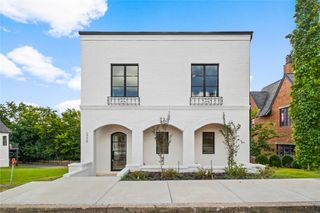 1776 Clifton Avenue, Fayetteville, AR 72701