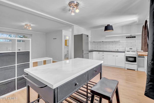 821 N 3rd Street Apt 9, Phoenix, AZ 85004
