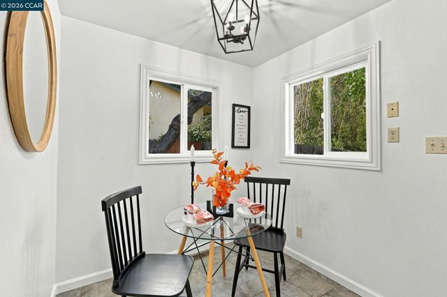 140 Lucinda Ln, Pleasant Hill, CA 94523