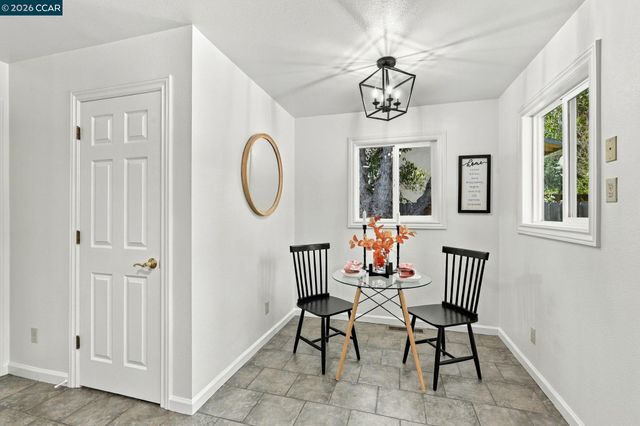 140 Lucinda Ln, Pleasant Hill, CA 94523