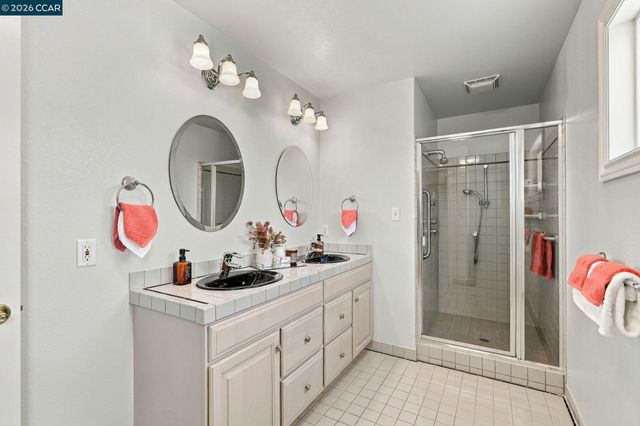 140 Lucinda Ln, Pleasant Hill, CA 94523