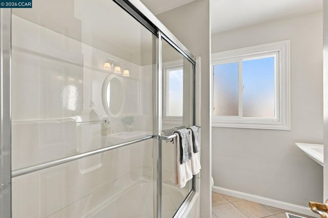 140 Lucinda Ln, Pleasant Hill, CA 94523