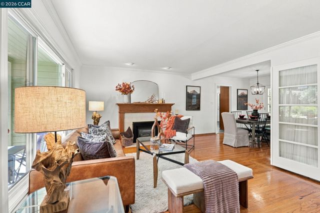 140 Lucinda Ln, Pleasant Hill, CA 94523