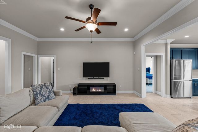 133 St Edmunds Way, Bossier City, LA 71111