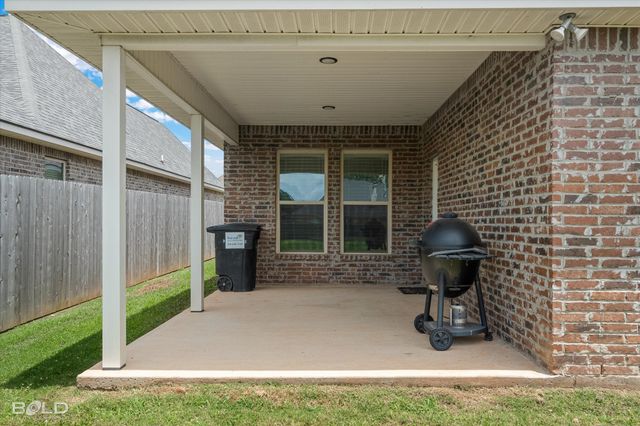 133 St Edmunds Way, Bossier City, LA 71111