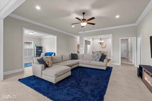 133 St Edmunds Way, Bossier City, LA 71111